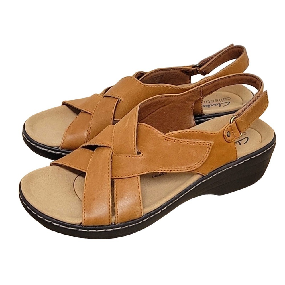 Clarks Collection Women's Merliah Echo Tan with Brown Soles Size 9.5M